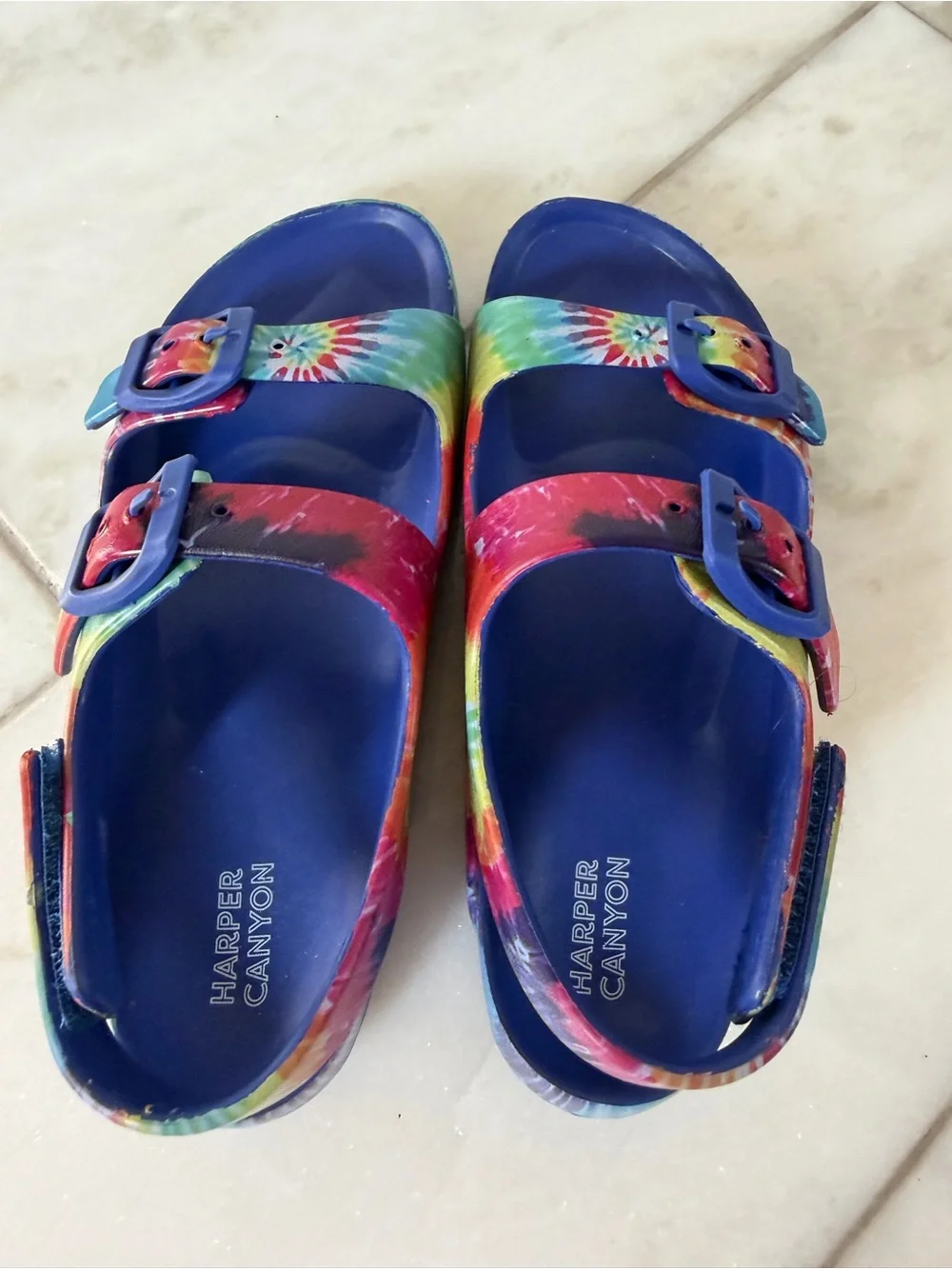NWOT Size 12 Girls Nordstrom Harper Canyon Tie Dye Sandals
